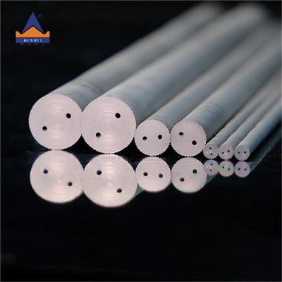 Slat carbide le cainéal chuisnithe